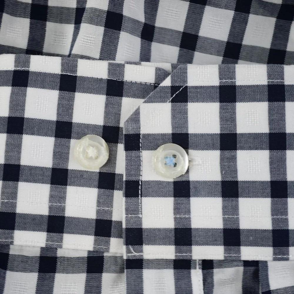 Banana Republic Shirt Mens Medium Grant Fit Non Iron Stretch White Blue Check